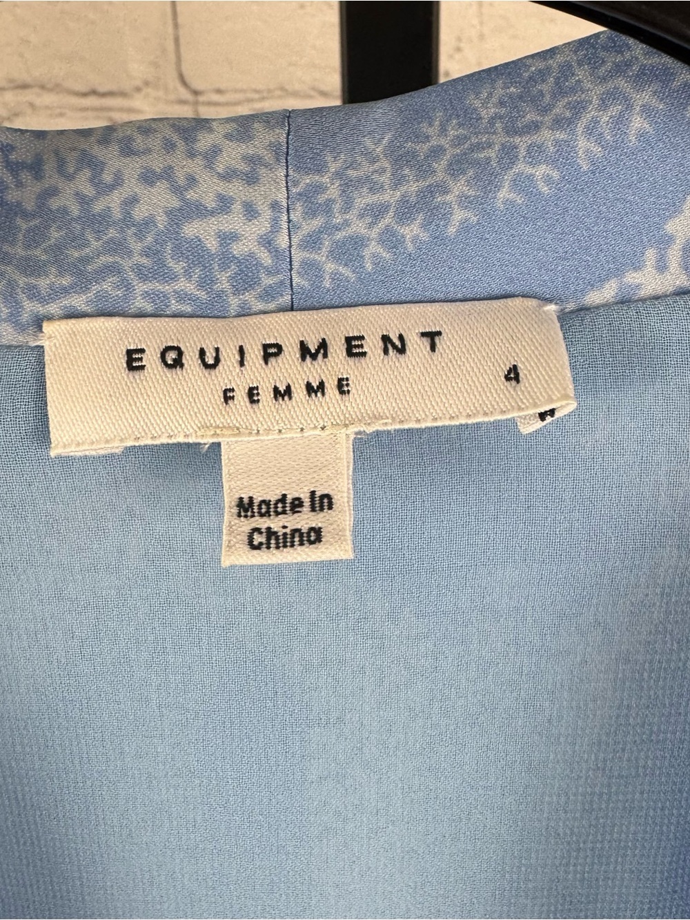 Equipment Fanetta Wrap Dress in Blue and White Long Sleeves Luxury Feel Size 4 - Picture 5 of 10